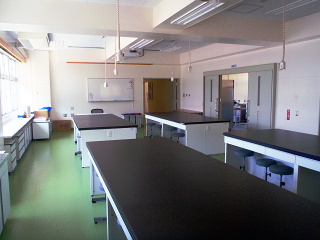 1F学生実験室