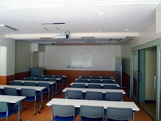 1Fセミナー室