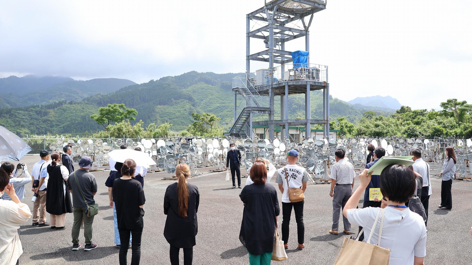 △ビームダウン式太陽集光装置視察