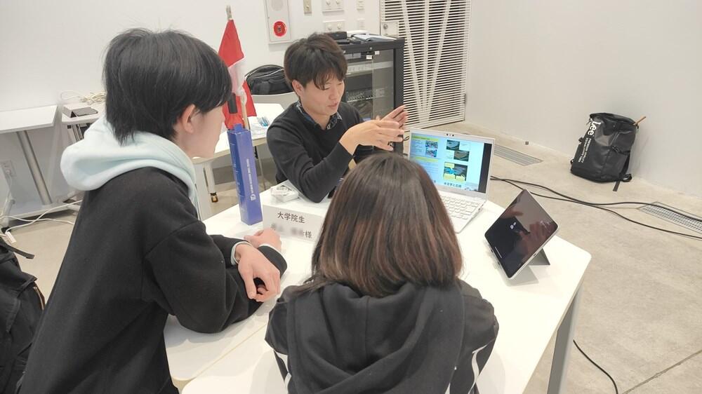 先輩学生による留学座談会の様子