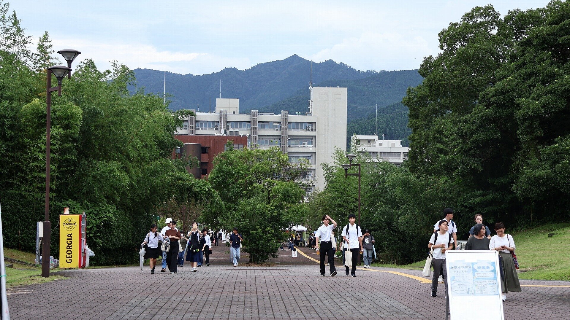 キャンパスの様子