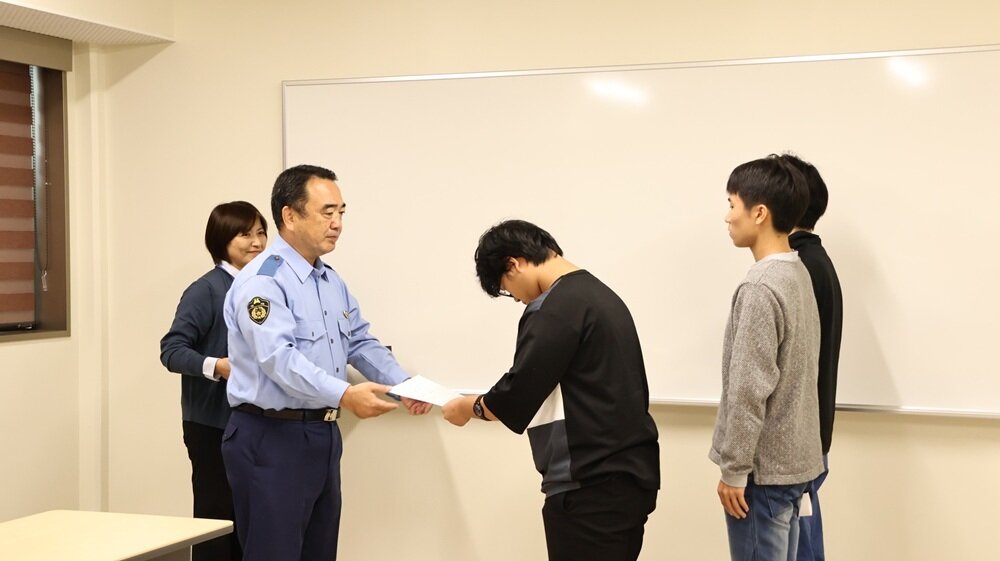 △ 委嘱状授与式の様子 