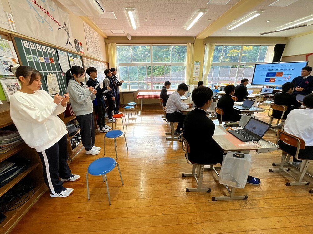 西米良中学校での活動の様子１