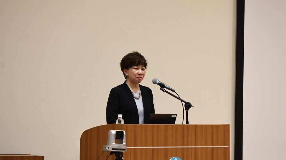 桐野有美氏