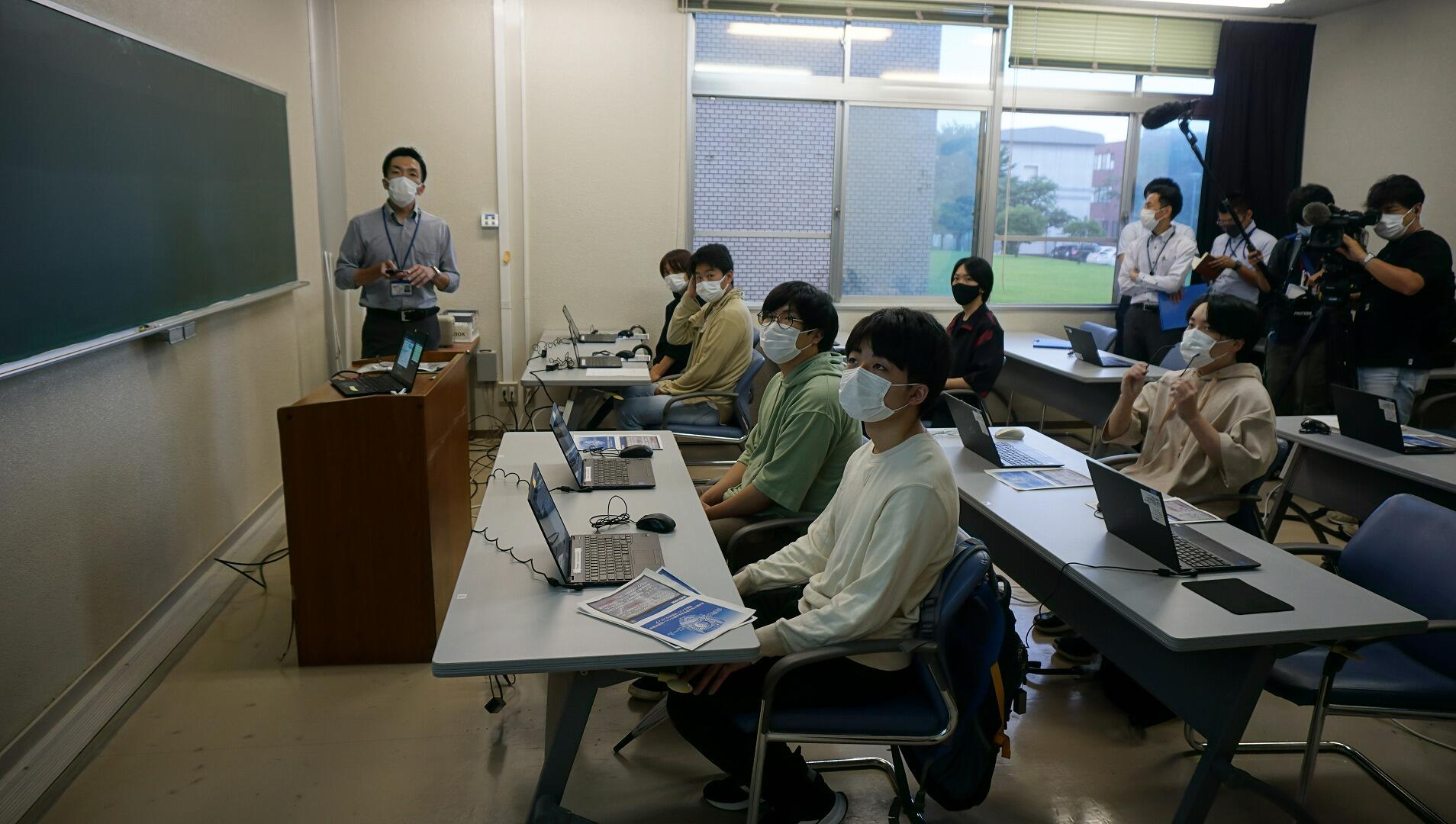 特定サイバー防犯ボランティア委嘱状交付式を実施｜宮崎大学