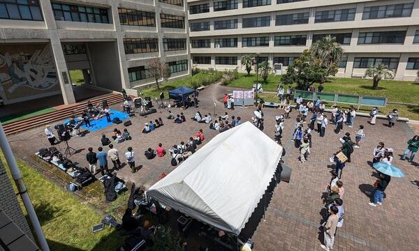 s-PXL_20230416_025101819.jpg